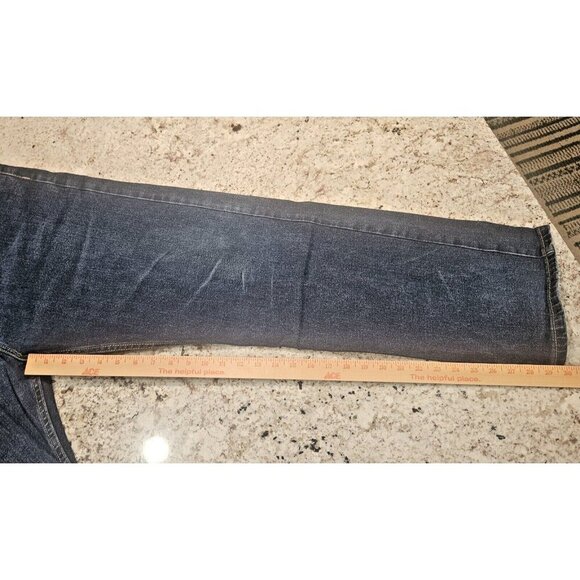 Levi's Jeans Men's 42Wx 32L Medium Wash  Gold Signature Relaxed Fit - Picture 6 of 15